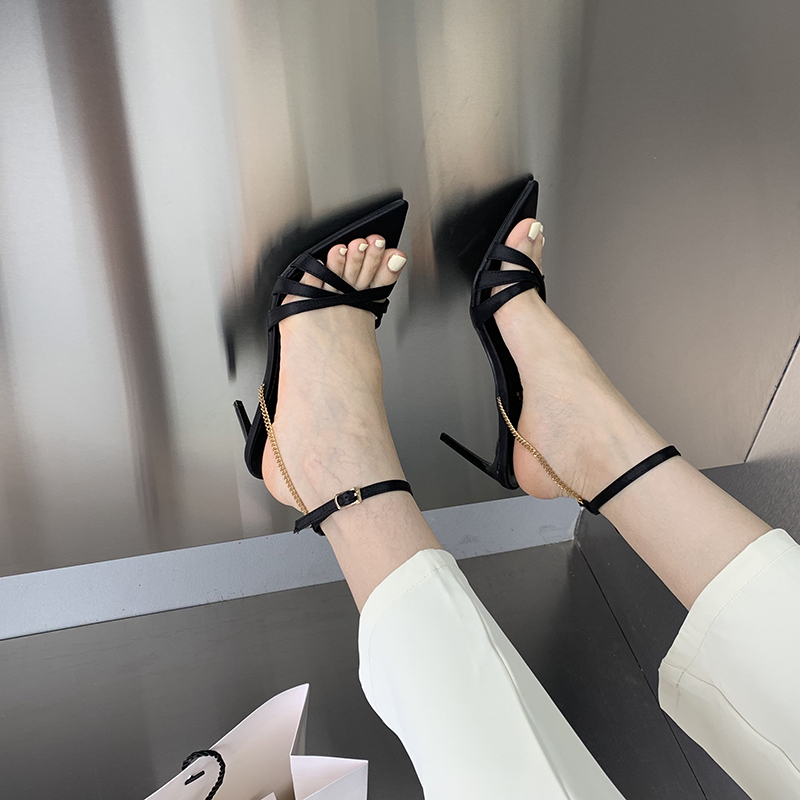 2023 Summer New Fashion Pointed Toe Thin Heel Buckle Sandals Thin Strap Chain Elegant High Heels M17-8 - Image 2