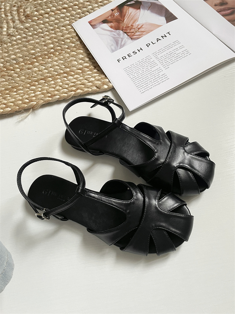 Summer New Korean Style Flat Soft Sole Roman Women's Woven Hollow Toe Sandals - Image 4