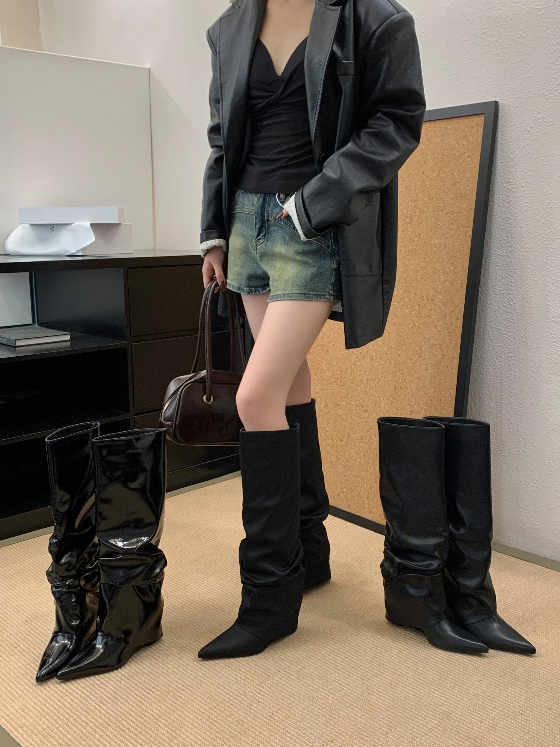 2025 European American Style Fashion Winter New Pointed Toe Wedge Knee High Wrinkled Boots Sexy Women's Boots